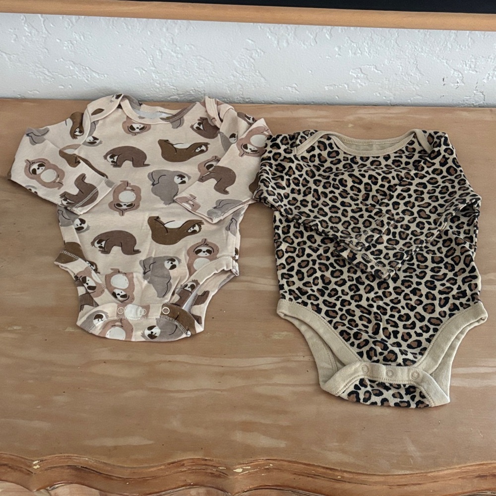 Old Navy Colorful Baby Outfit Collection - Picture 7 of 11